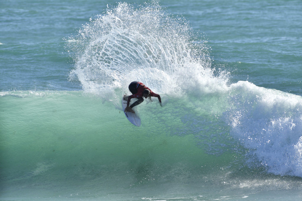 Cristián Portelli se lleva la primera prueba del circuito oficial de la Liga Surfing.es