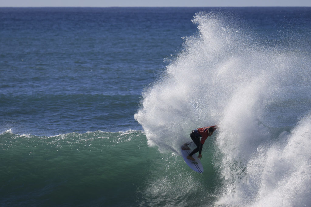 Luís Díaz destaca en la primera prueba de la Liga Surfing.es